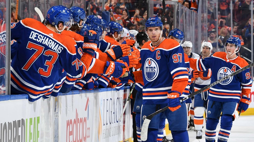 Les Oilers d'Edmonton enregistrent une séquence de trois victoires consécutives pour la première fois cette saison